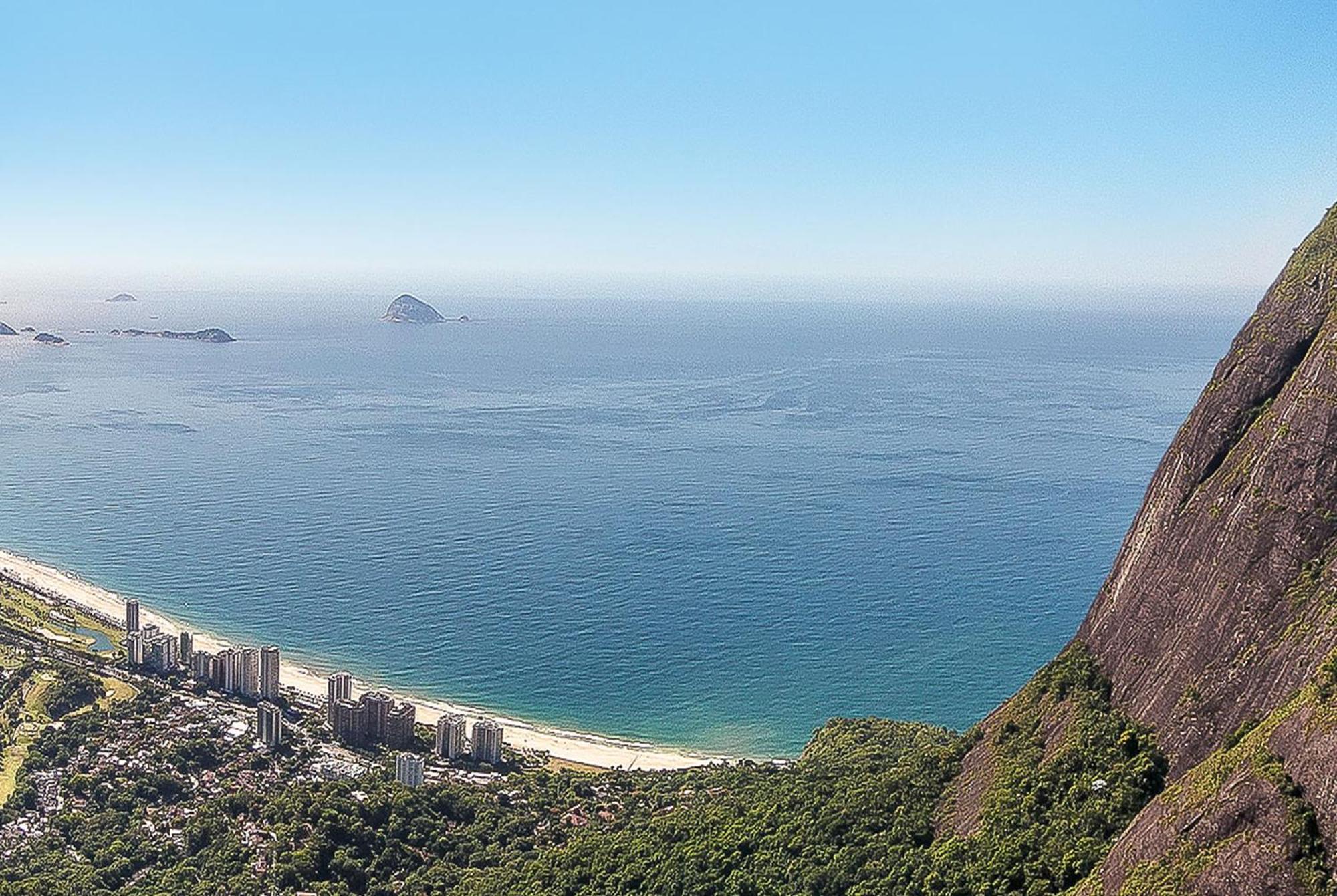 Hotel Nacional Rio De Janeiro - Oficial Exteriér fotografie View of Ipanema from the Sugarloaf Mountain